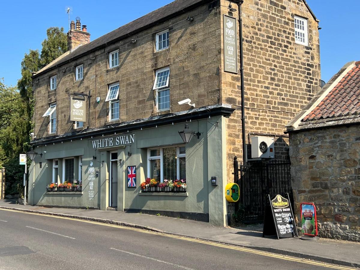10 Bed Stunning House In Village, With Hot Tub Ovingham Extérieur photo