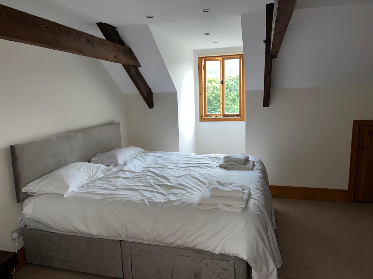 10 Bed Stunning House In Village, With Hot Tub Ovingham Extérieur photo
