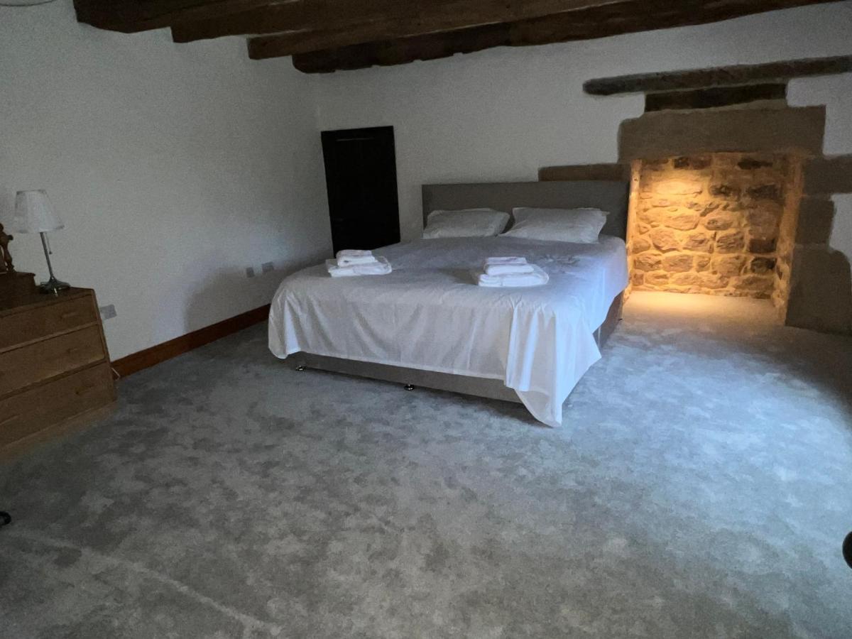 10 Bed Stunning House In Village, With Hot Tub Ovingham Extérieur photo