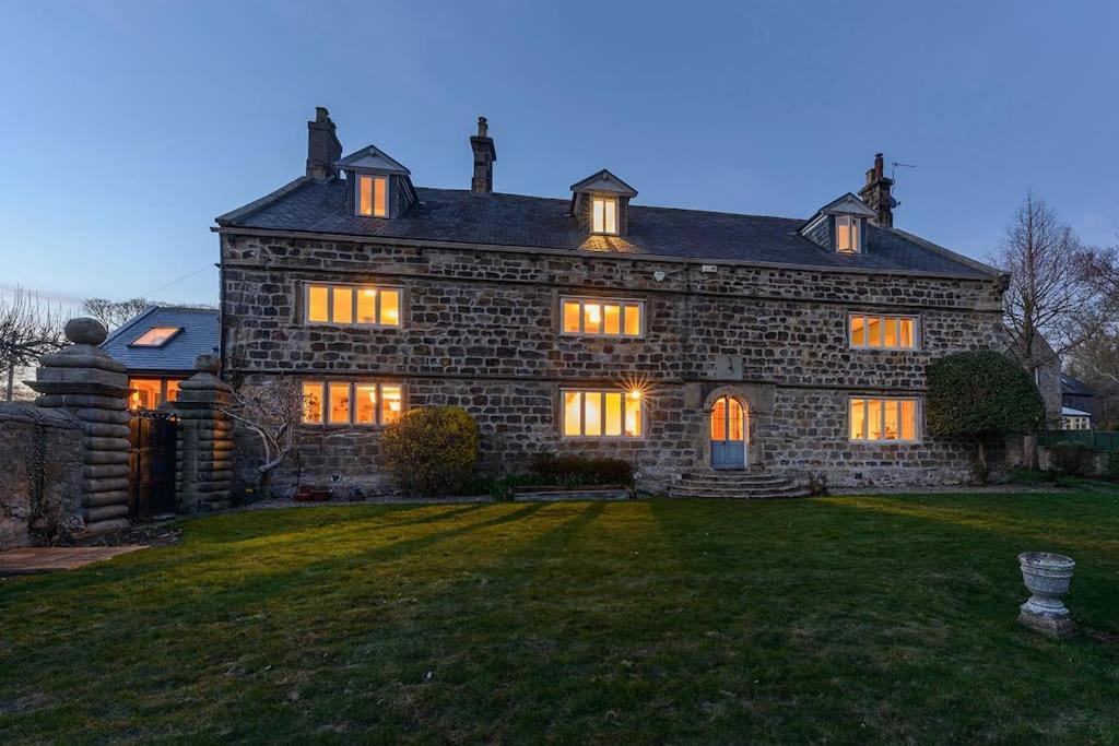 10 Bed Stunning House In Village, With Hot Tub Ovingham Extérieur photo